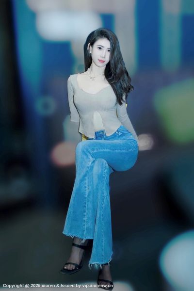 秀人网lingyu69写真集：光影艺术之美